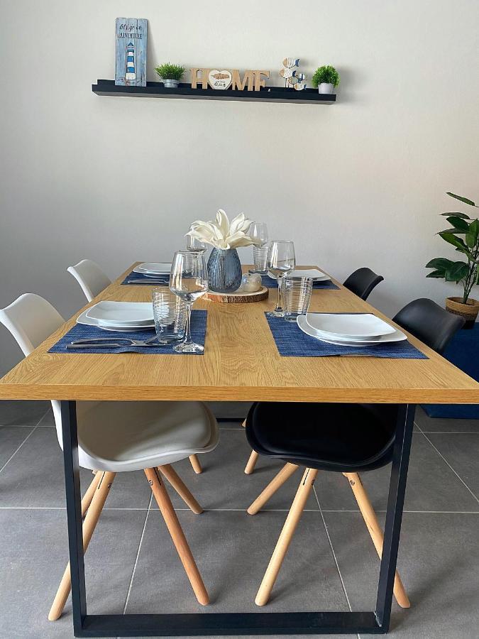 1Oak Rentals Vir Esterno foto