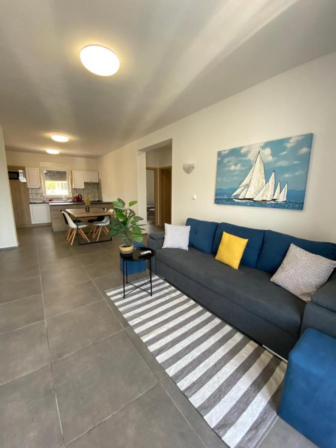 1Oak Rentals Vir Esterno foto