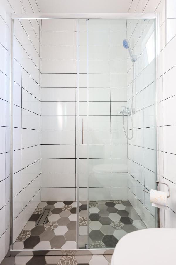 1Oak Rentals Vir Esterno foto